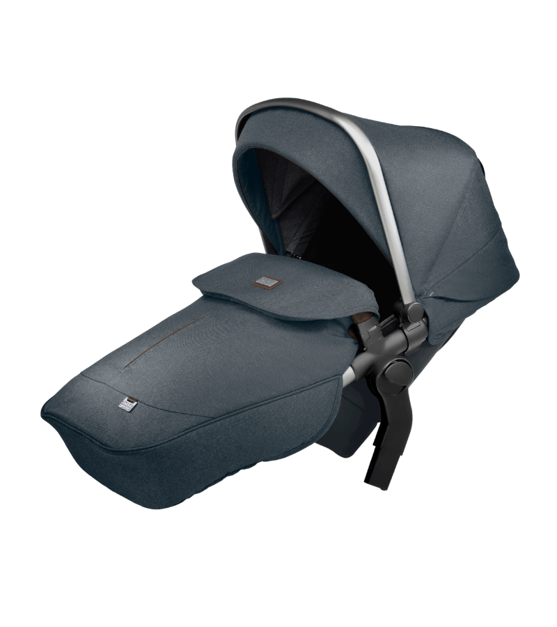 silver cross wave with car seat