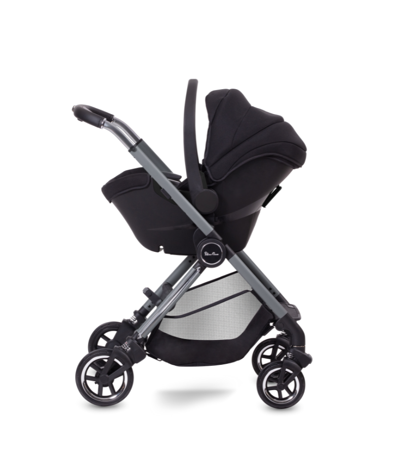 DUNE WITH CAR SEAT ADAPTERS AS TRAVEL SYSTEM