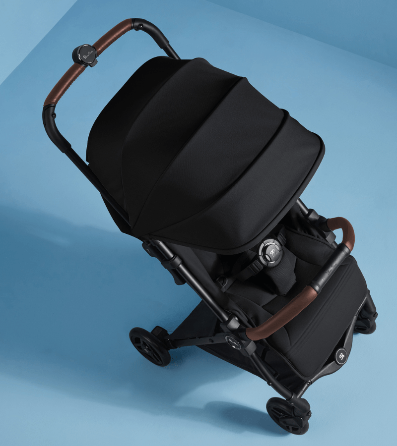 jet-5-black-24-min
